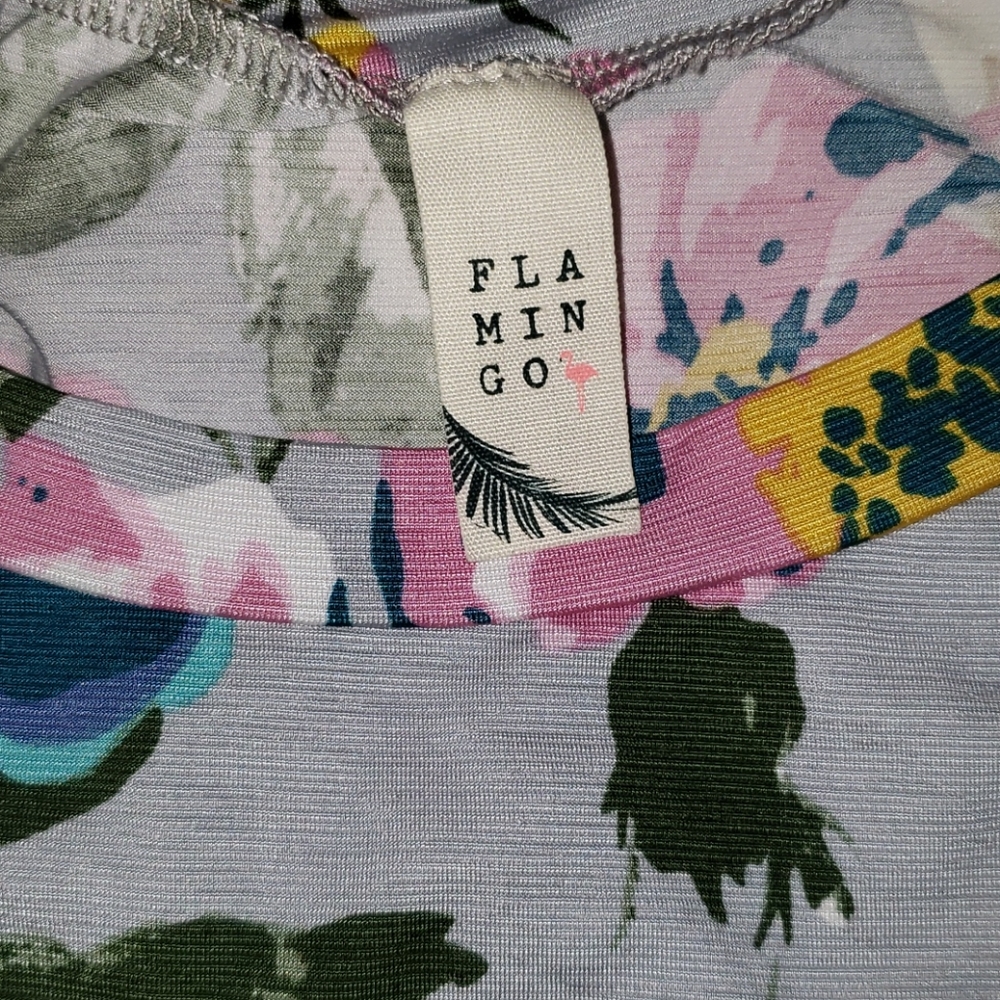 Floral top - Picture 3 of 3